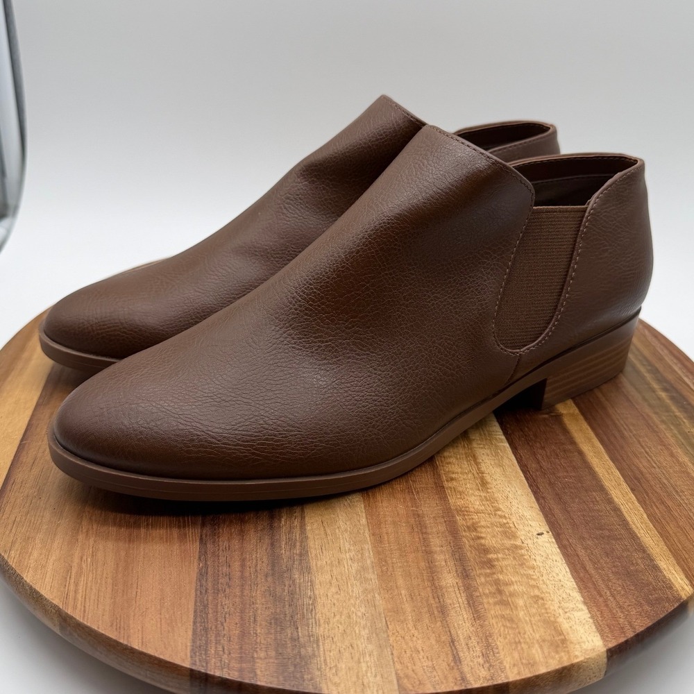 Kensie Women's 8 1/2 Sammy Brown Faux Leather Ankle Booties Shooties 1103